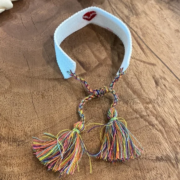 White Woven Embroidered Tassel Bracelet with Red Heart Accent - Picture 5 of 8
